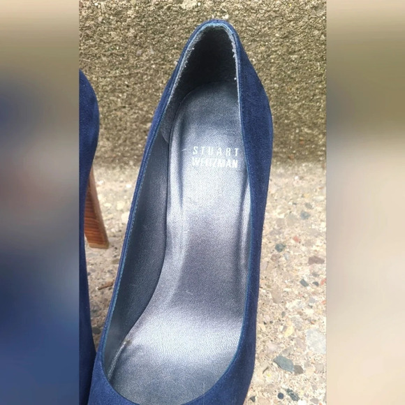 Stuart Weitzman Blue Suede Shoes - Picture 3 of 8